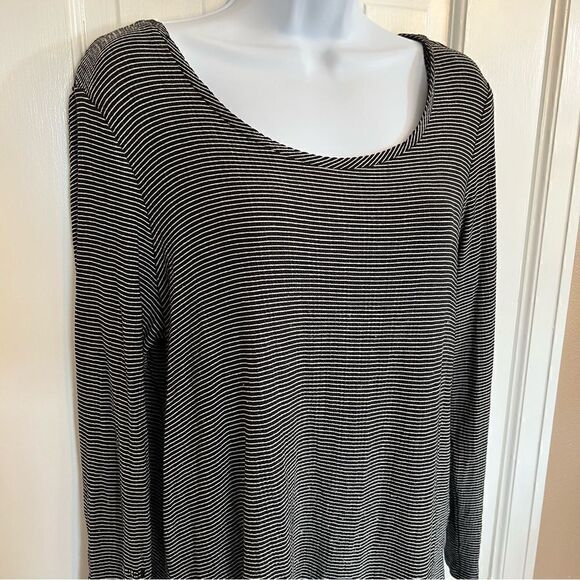 LC Lauren Conrad Womens Black Striped Long Sleeve Tie Bow Keyhole Back Blouse - Picture 4 of 8